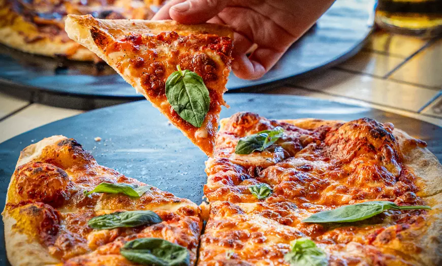 Image 5: Date-Night Feast: Two Pizzas and Drinks Or Four Pizzas and Drinks