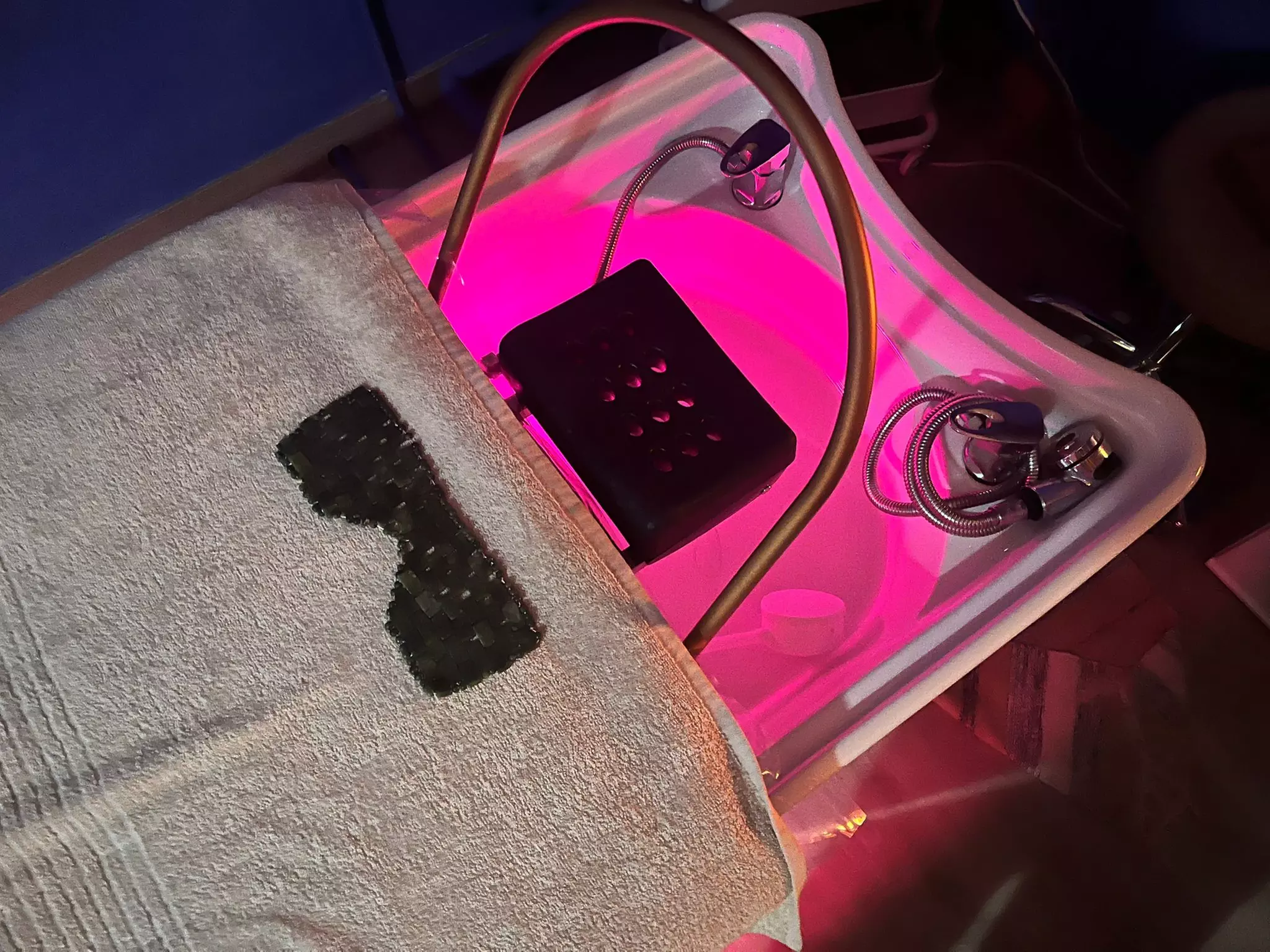 Cuidado japonés para el cabello con masajes, limpieza profunda y productos naturales con un 33% menos - Second Medium