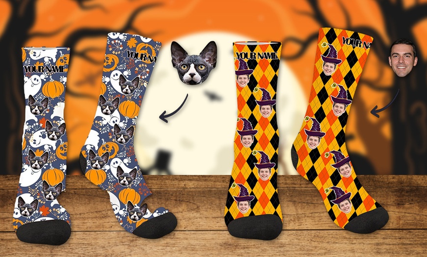 Image 4: Personalisierbare Socken mit eigenem Foto im Halloween-Design