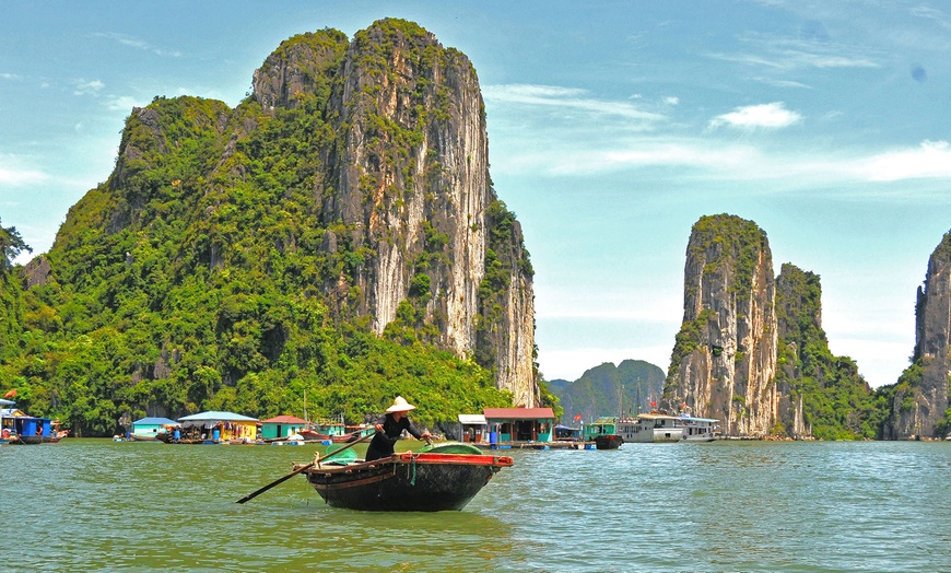 Image 9: ✈ Vietnam: 10-Night Halong Bay,Hoi An &Ho Chi Minh City Tour w/Flights