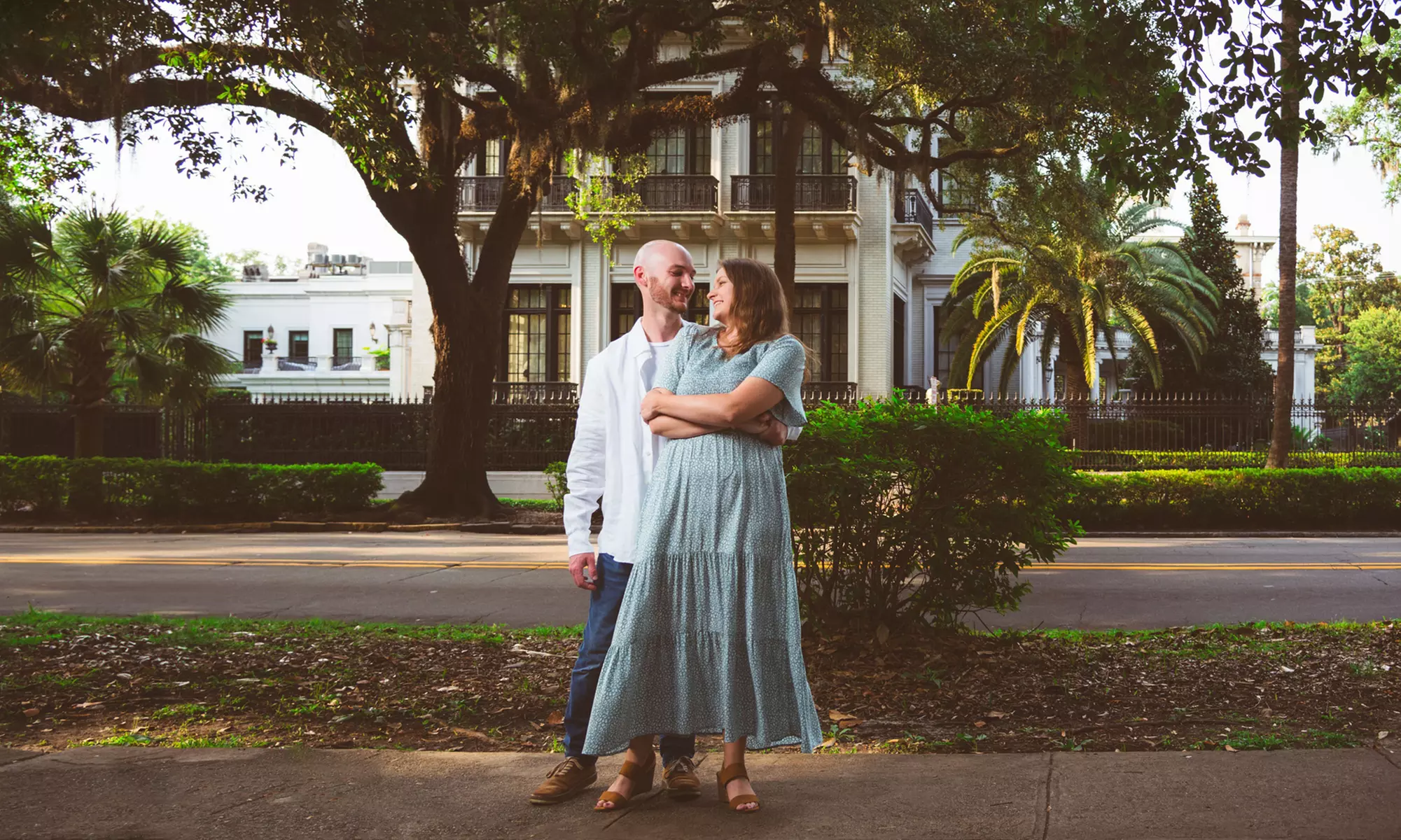 Capture Moments with One or Two Photography Session with a Tour