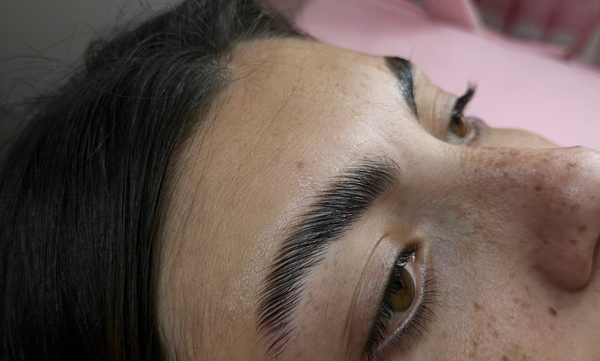 Image 1: Beauté du regard : extension de cils ou rehaussement de cils, browlift