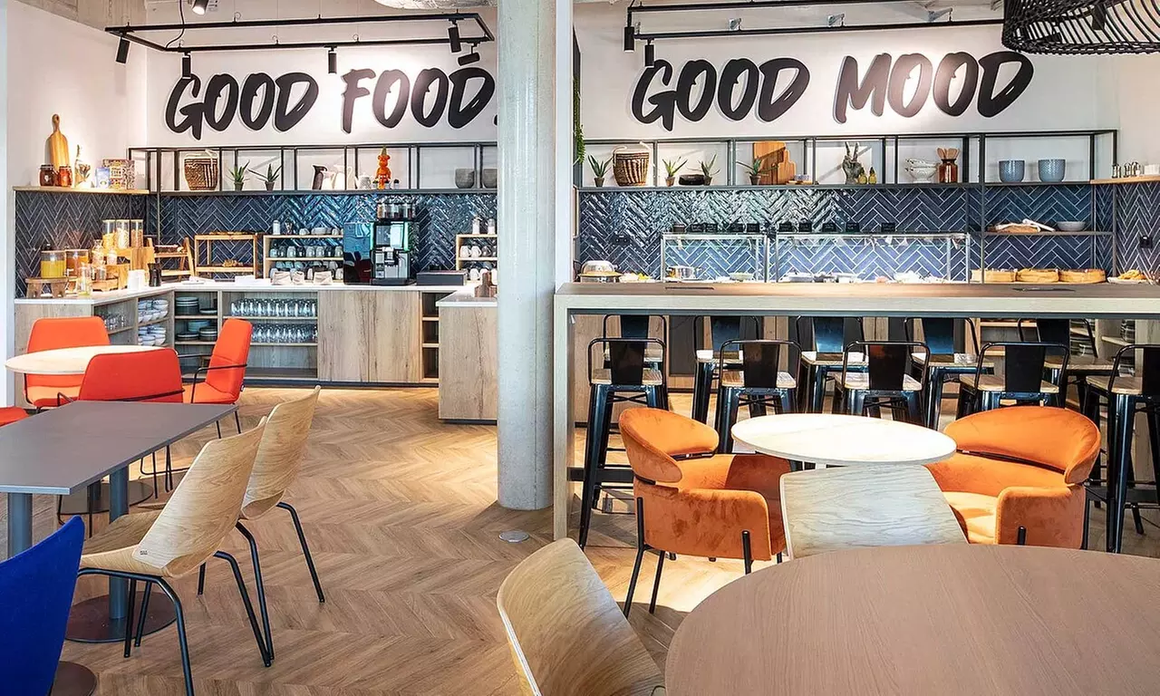 Frühstücksbuffet inkl. 1 Glas Sekt für 2 oder 4 Personen