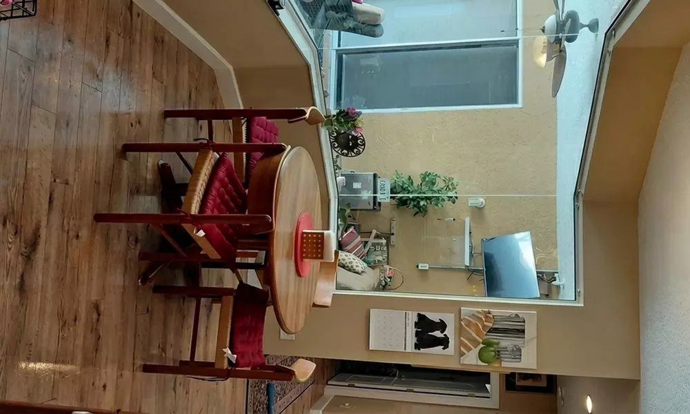 Deep Cleaning with Safe, Non-Toxic Products for Various Home Sizes