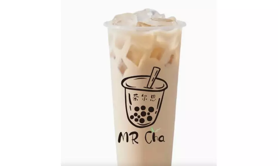 Delight in a Variety of Fruity, Milk & Yogurt Bubble Teas