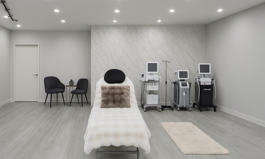 Image 5: Ula-la: Hollywood smile in 1 of 2 sessies van 30 minuten