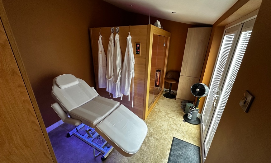 Image 1: Up to 33% Off on Massage - Deep Tissue at MC MASSAGES Ltd.