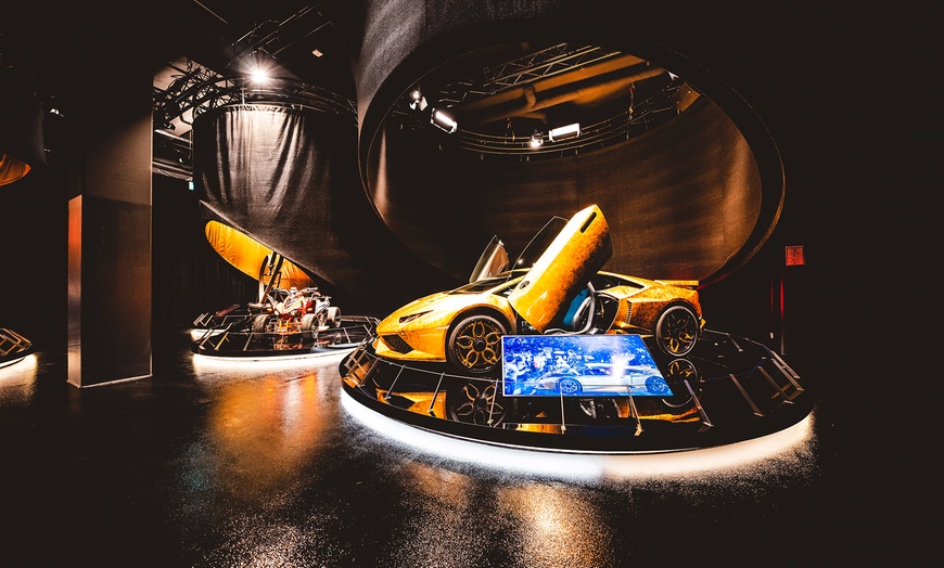 Image 8: Ticket für "House of Magic" im Centro Oberhausen vom 03.12.25-31.01.26