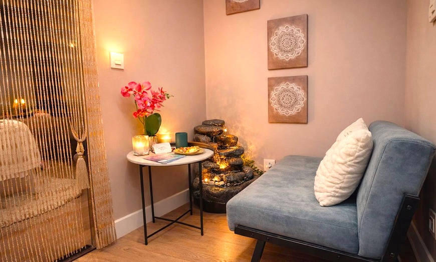 Image 5: Masaje corporal con técnica a elegir y opción a extras para 1