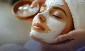 Compete High offers Up to 66% Off on Master Ultimate Facial or Makeup Artist Training Online