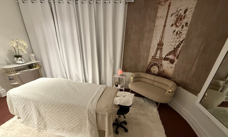 Image 3: Up to 42% Off on Deep Tissue Massage at Beauté Body Bar