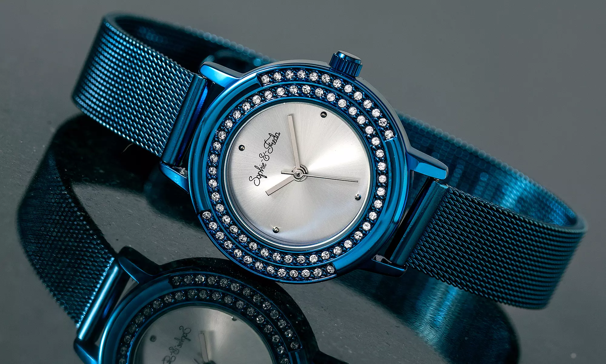 Cambridge reloj de pulsera con cristales de Sophie & Freda - Primary Image