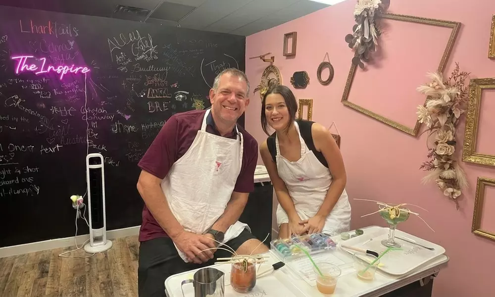 Candle Making Experience with Drink-Inspired Scents – Austin