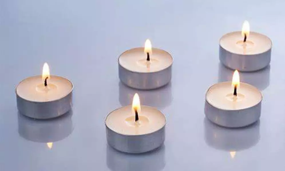 US 100-200 Pc Tea Light Candle 4h Long Lasting Natural Palm Oil White Unscented - Primary Image
