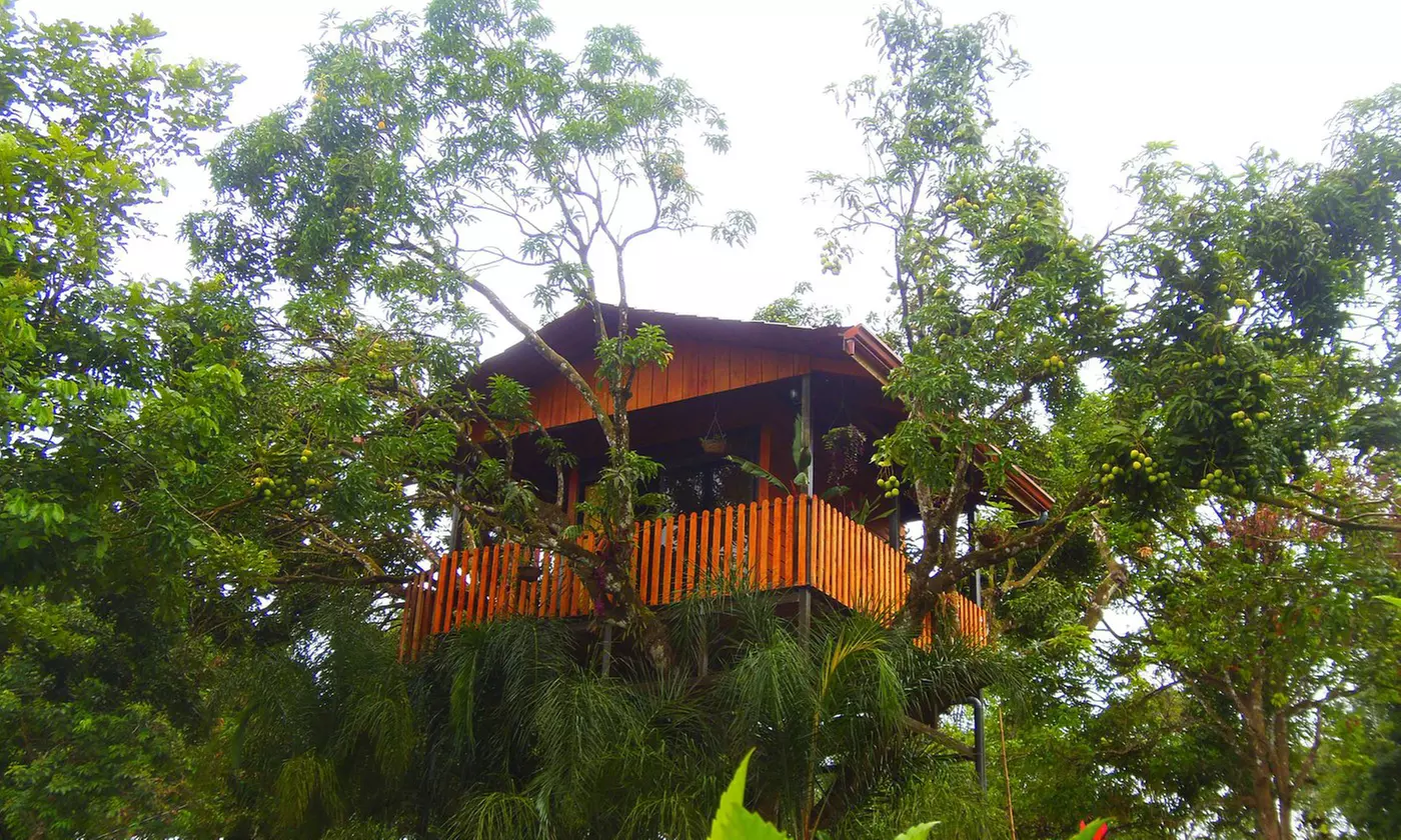 ✈ 4-Nt Costa Rica Getaway w/ Optional Air & Hotels from Travel by Jen