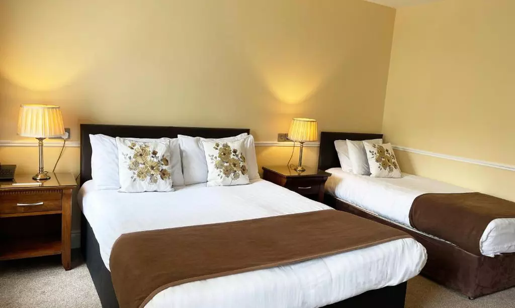 Co. Donegal: 2 or 3 Nights with Breakfast, Dinner, and Late Checkout