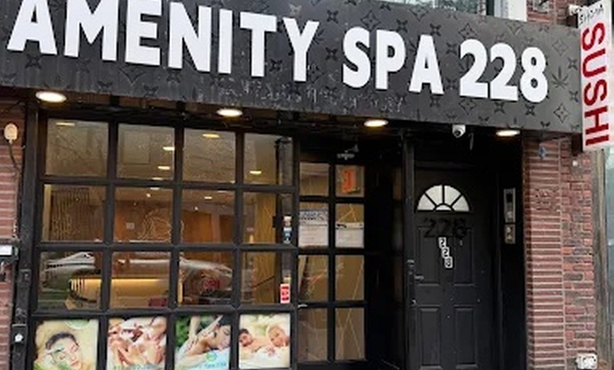 Image 4: Soothing Lavender Oil Massages for Deep Relaxation