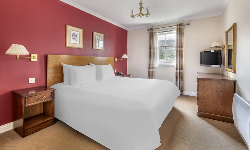 Image 25: Perthshire: Stay for Up to 6 in 2 Bedroom Cottage