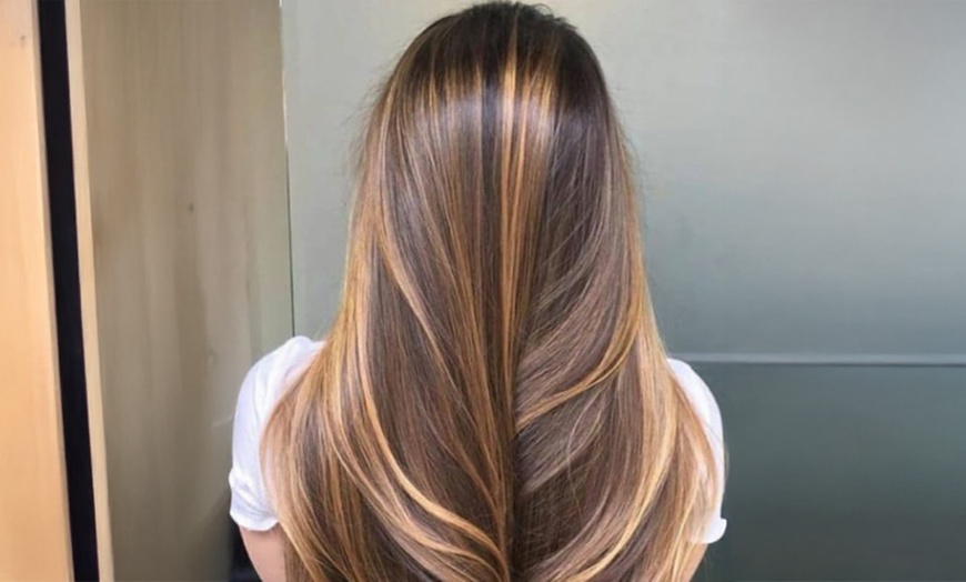 Image 7: Refresh Look: Wash, Cut & Blowdry or WCB & Half/ Full Head Highlights