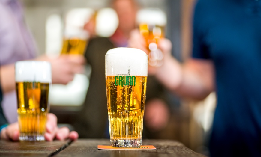 Image 6: Ontdek samen verrassende smaken met bier-, wijn- of kopstootproeverij 