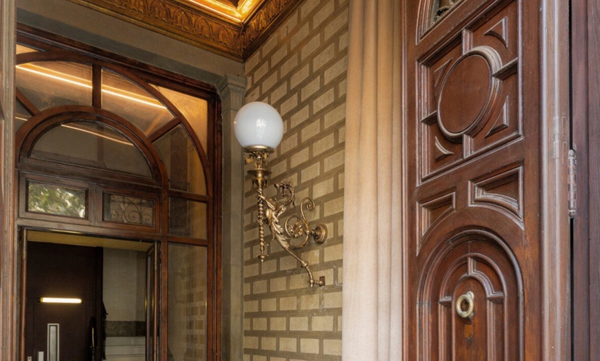 Image 7: Masaje en pareja de 45 o 60 minutos con opción a hidromasaje y sauna