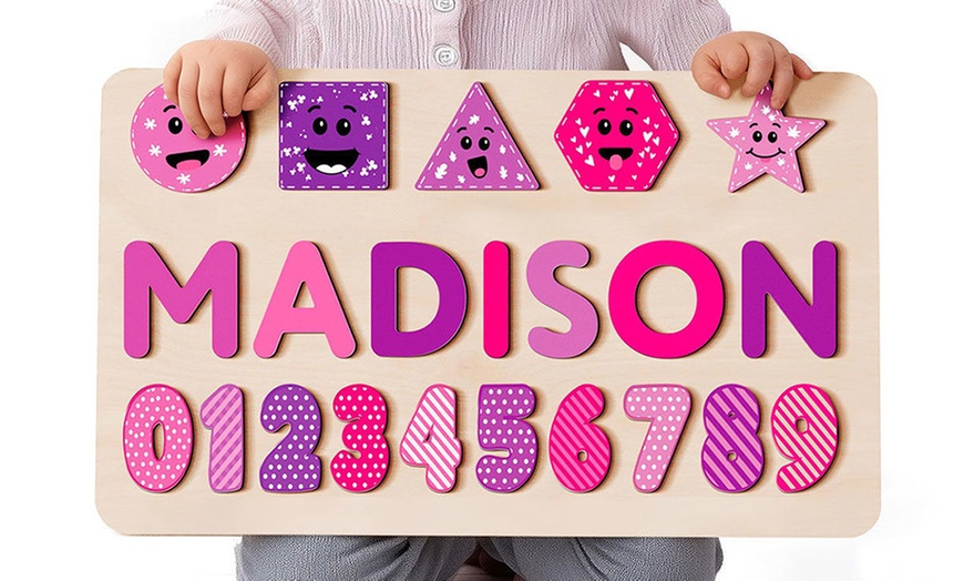Image 3: Puzzle prénom sur mesure pour bébé : un jeu éducatif et décoratif