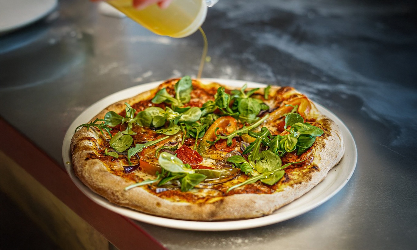 Formule pizza et dessert au Café Des Antiquaires