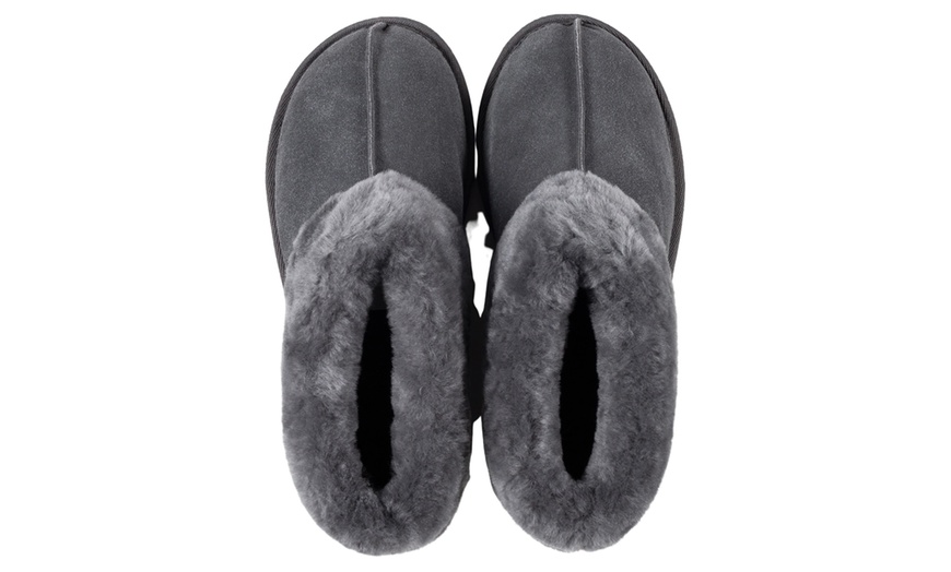 Image 2: Redfoot Women’s Sheepskin Bootie Slippers