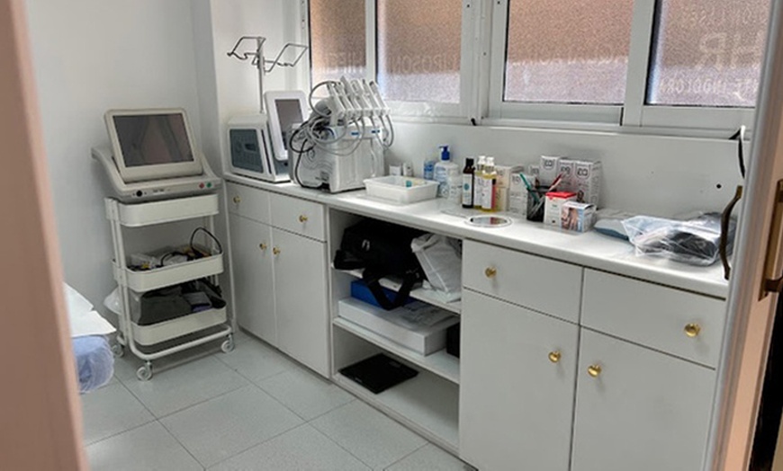 Image 10: 5 o 10 sesiones de mesoterapia médica inyectada en una zona a elegir 