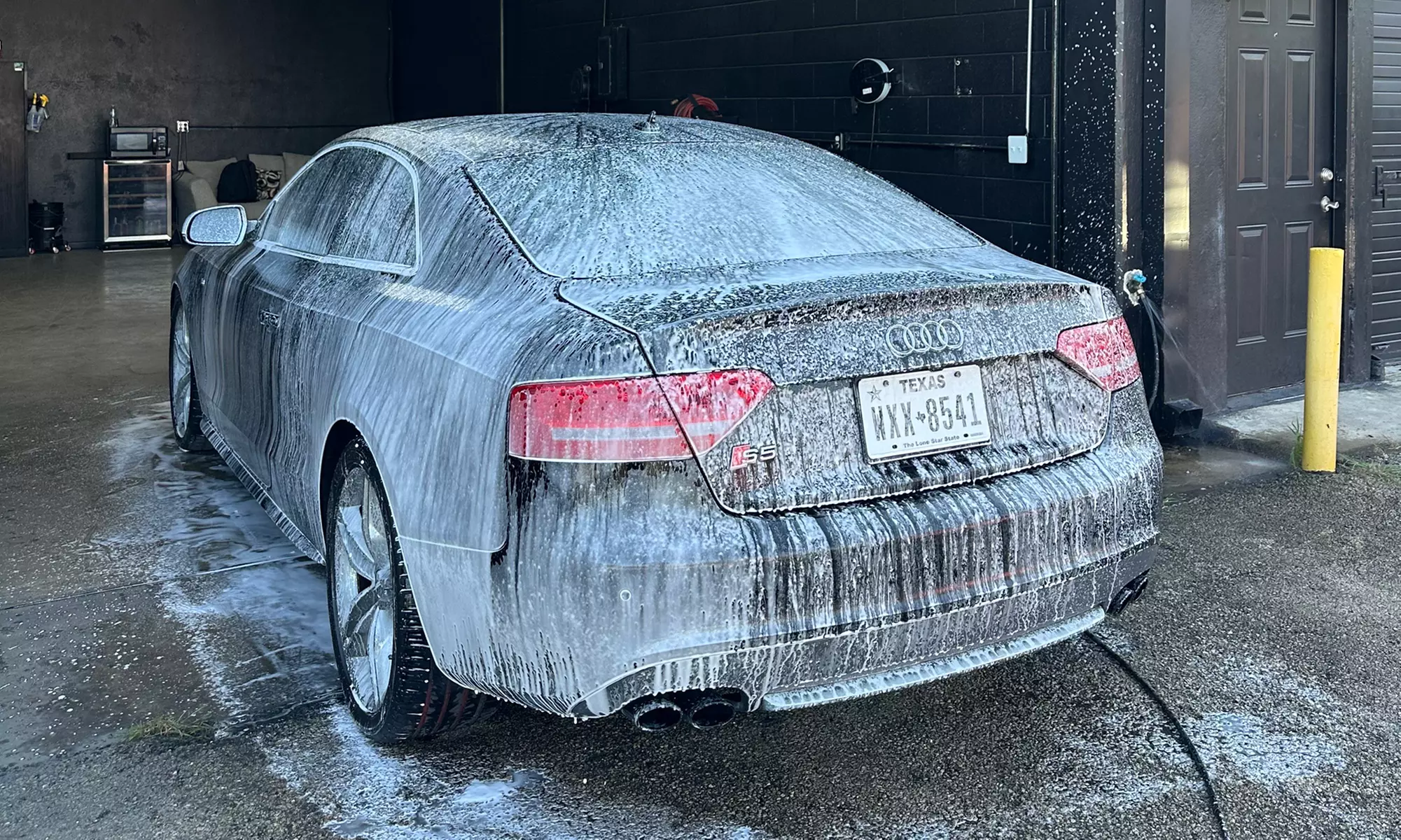 Expert Services Awaits: Exterior or Interior Detail or Both