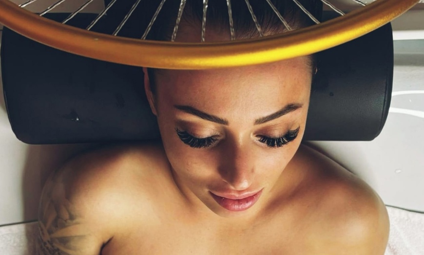 Image 2: 60-90 Min. Head-Spa mit Getränk und opt. mit Styling für 1 Person