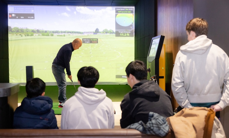 Image 4: Up to 50% Off Indoor Golf Simulator Rental at Golf VX