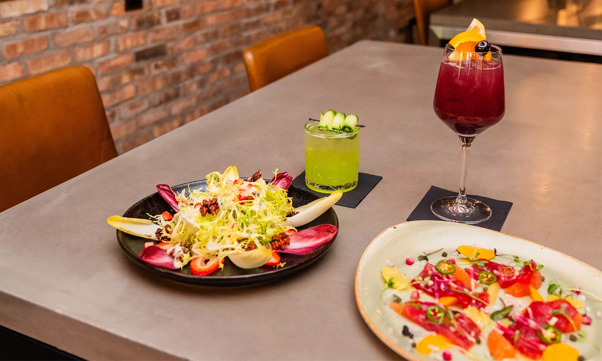 Hotel Near Millennium Park w/ Breakfast or Valet for Select Options
