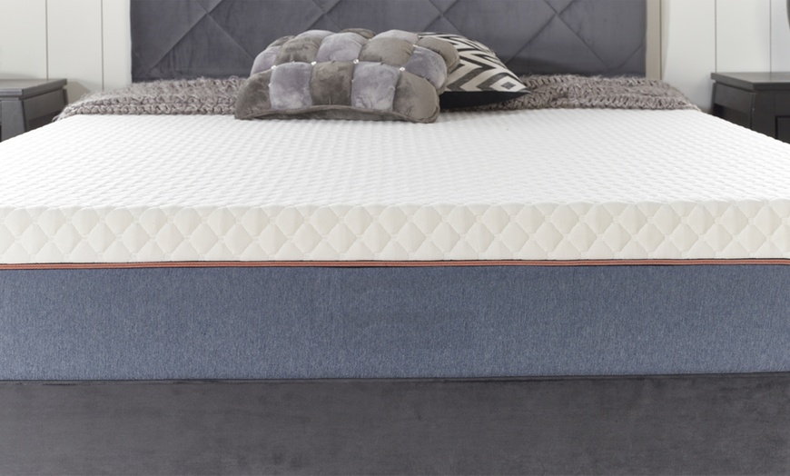 Image 4: 8'' Cool Touch 9 Zone Memory Foam Mattress