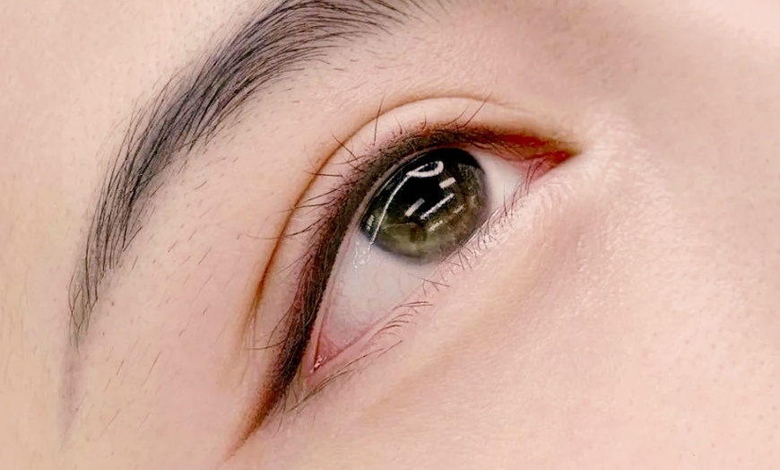 Image 2: Effortless Beauty with Eyebrow, Eyeliner, and Lip Blush Tattoo!