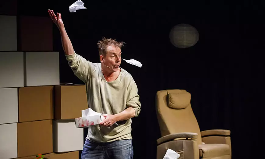 Spezial-Ticket für „Pornosüchtig - Die Comedy-Show“ von April bis Juni