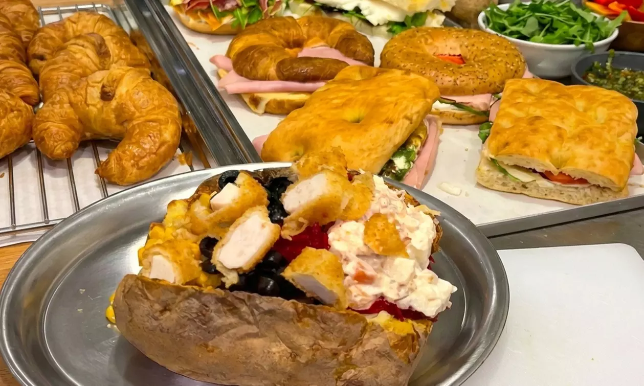 Menú para 2 o 4 personas con pizza familiar para llevar