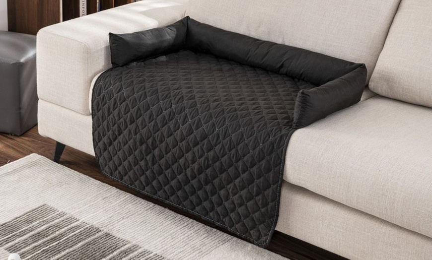 Image 11: Waterproof Padded Pet Mat in choice of colours and sizes