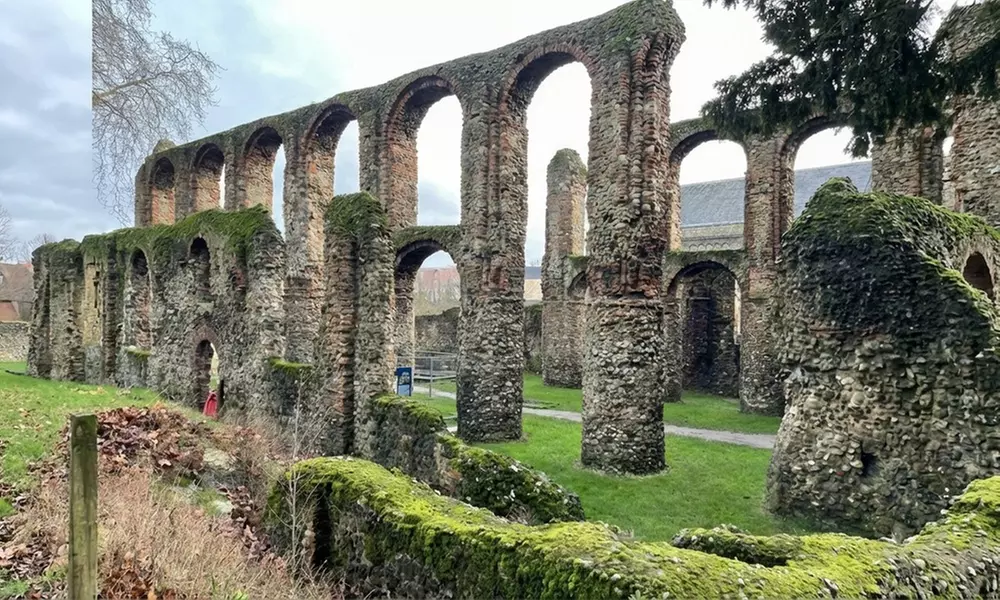 Explore City Landmarks: Self-Guided Outdoor Escape Games for Upto Ten Groups by Cyberactivities - Second Medium