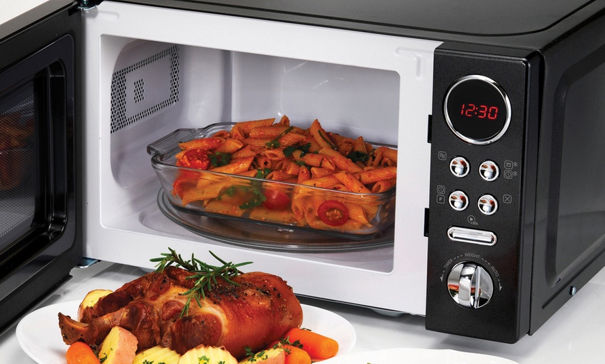 Image 18: Morphy Richards 800W Microwave