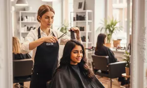 ♥️Get Valentine's Day Glamorous with Rose & Co. Hair Studio's Makeover. $40, $55, $75 Gift Voucher (Up to 37% Off)