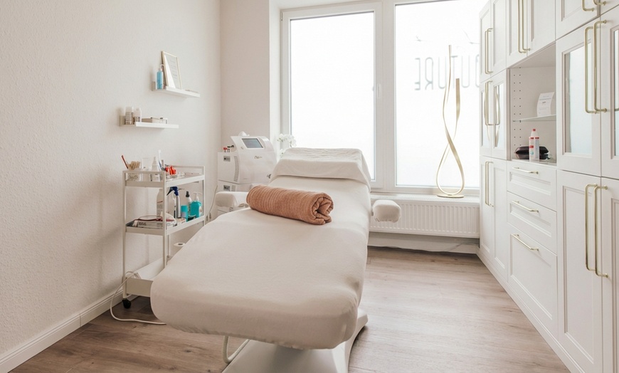 Image 2: Wimpernextensions 1:1 Neuauflage, optional inkl. Refill für 1 Person