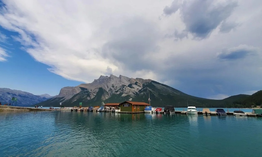 Image 2: Experience Banff Gondola, Hot Springs & 3 Lakes Tour for 1 or 2 People