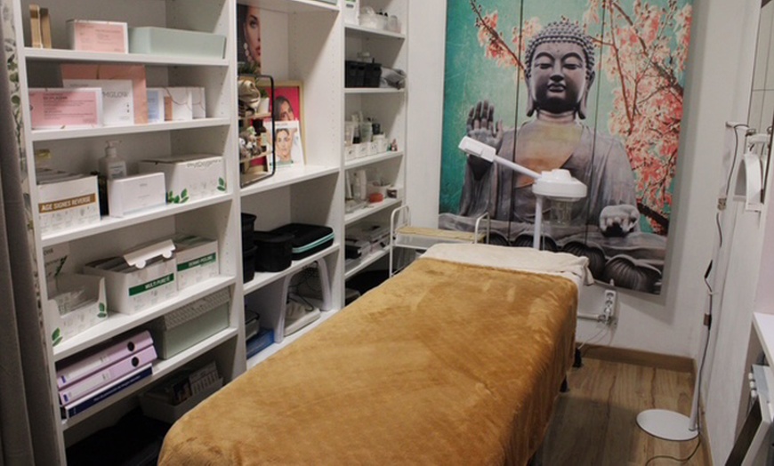 Image 2: 1 o 2 sesiones de microlifting facial con Dermapen