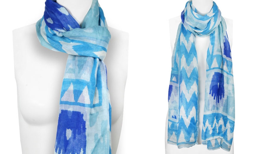 Image 9: Pia Rossini Scarves