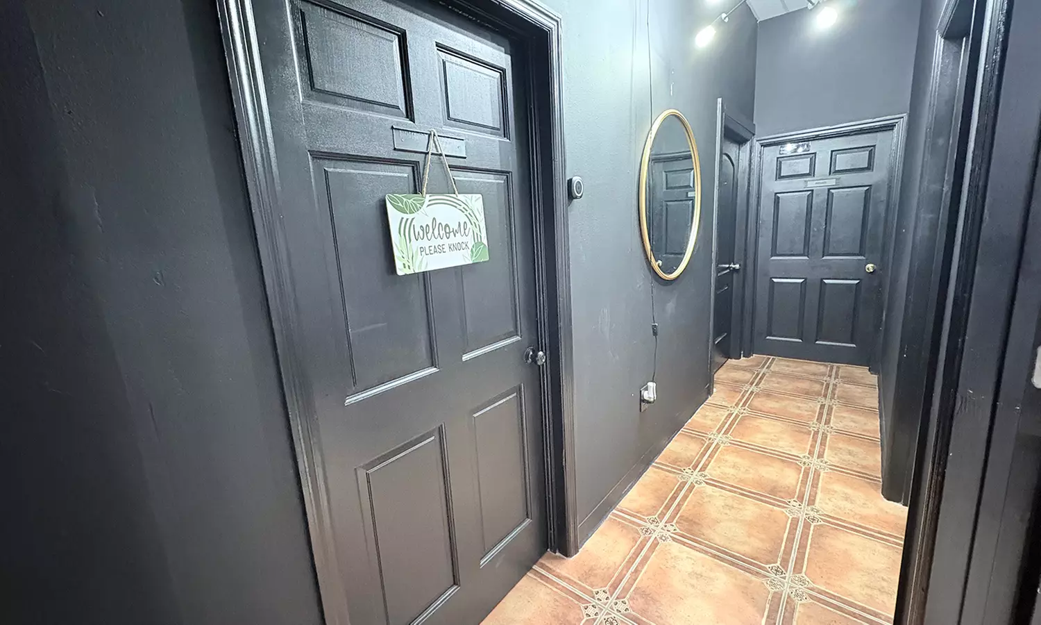 Choice of Facial (Signature Facial with LED, RF, or Dermaplaning)