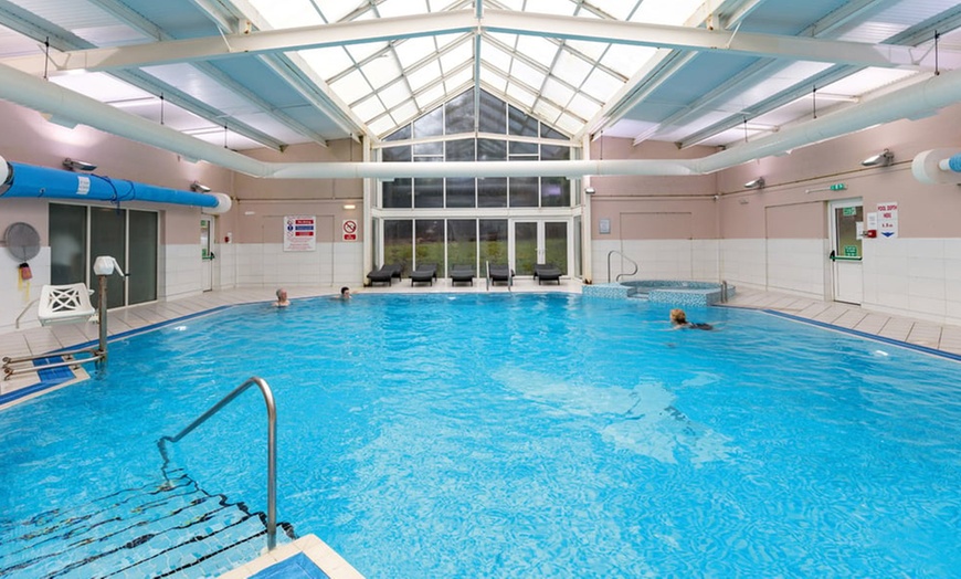 Image 5: Sparkling - Afternoon Tea with Pimms or Prosecco For Up to Four People