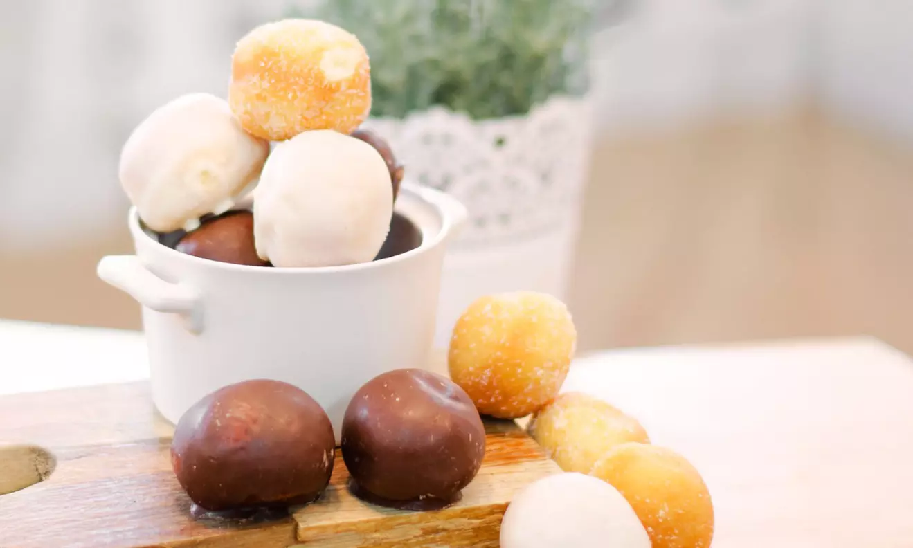 Brunch para 2 o 4 con bocatín, ensalada gourmet, café, postre y bebida