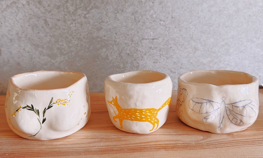 Image 5: Taller de cerámica iniciación o con vino para 1, 2 o 4 personas