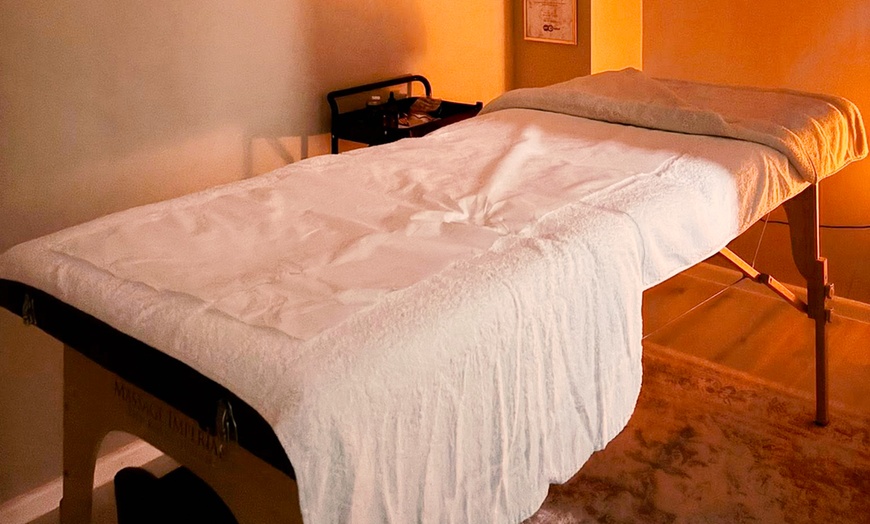 Image 4: Relax with 60 Min Full Body Massage or Choice of 30 or 60 Min Massage